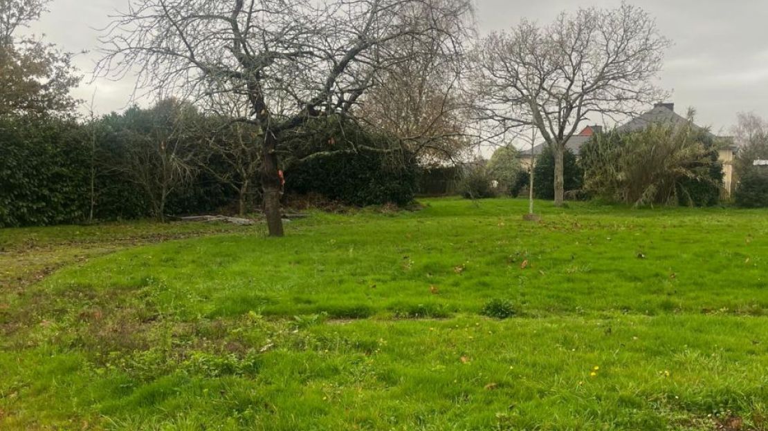 image Terrain à bâtir de 452 m² à LARMOR-BADEN (56)