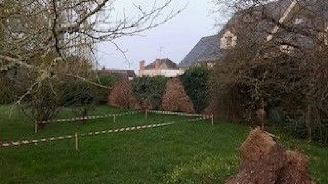 image Terrain à bâtir de 490 m² à MUZILLAC (56)