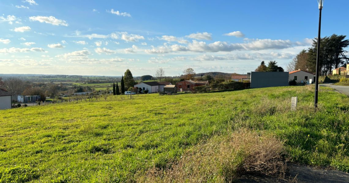 image Projet de construction d'une maison 100 m² avec terrain à FONTENAY-LE-COMTE (85)