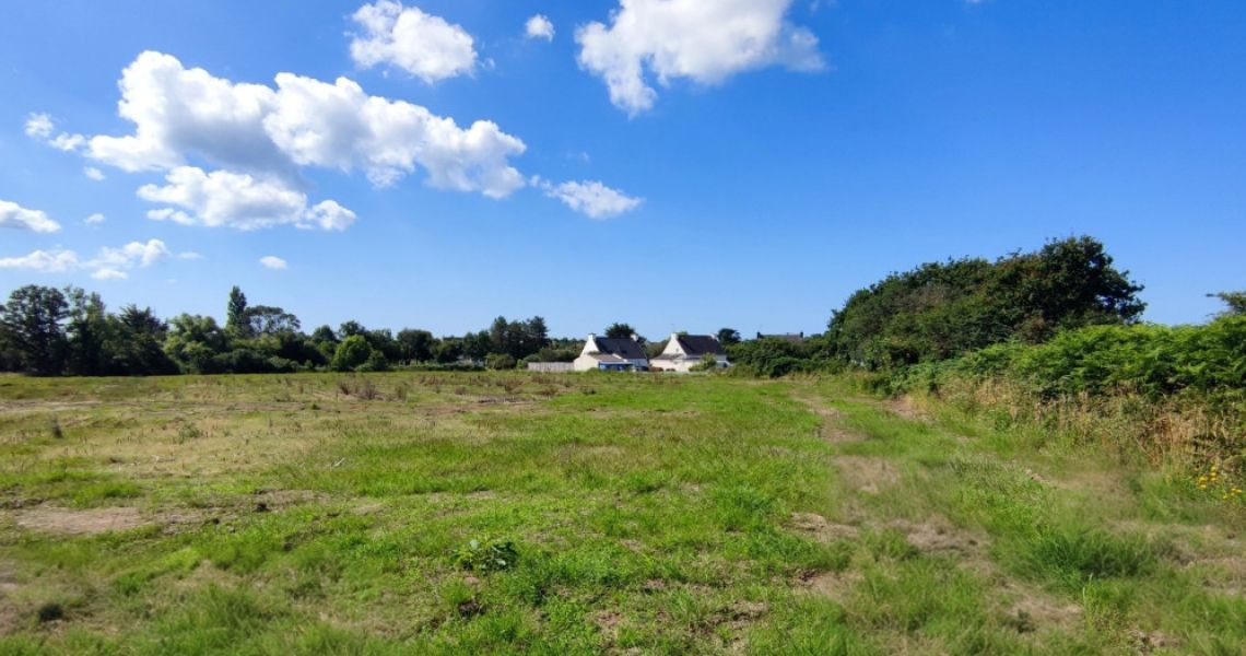 image Terrain à bâtir de 307 m² à RIANTEC (56)
