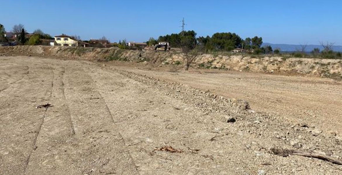 image Terrain à bâtir de 1298 m² à LE PUY-SAINTE-REPARADE (13)