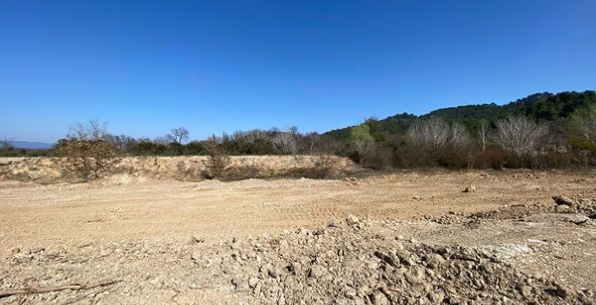 image Terrain à bâtir de 551 m² à LE PUY-SAINTE-REPARADE (13)
