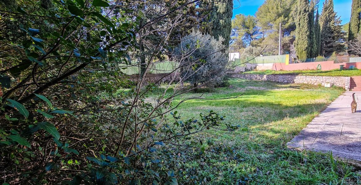 image Maison 120 m² avec terrain à AUBAGNE (13)