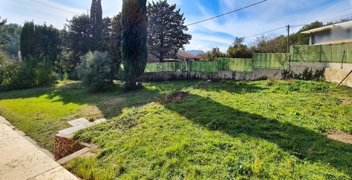 image Maison 120 m² avec terrain à AUBAGNE (13)