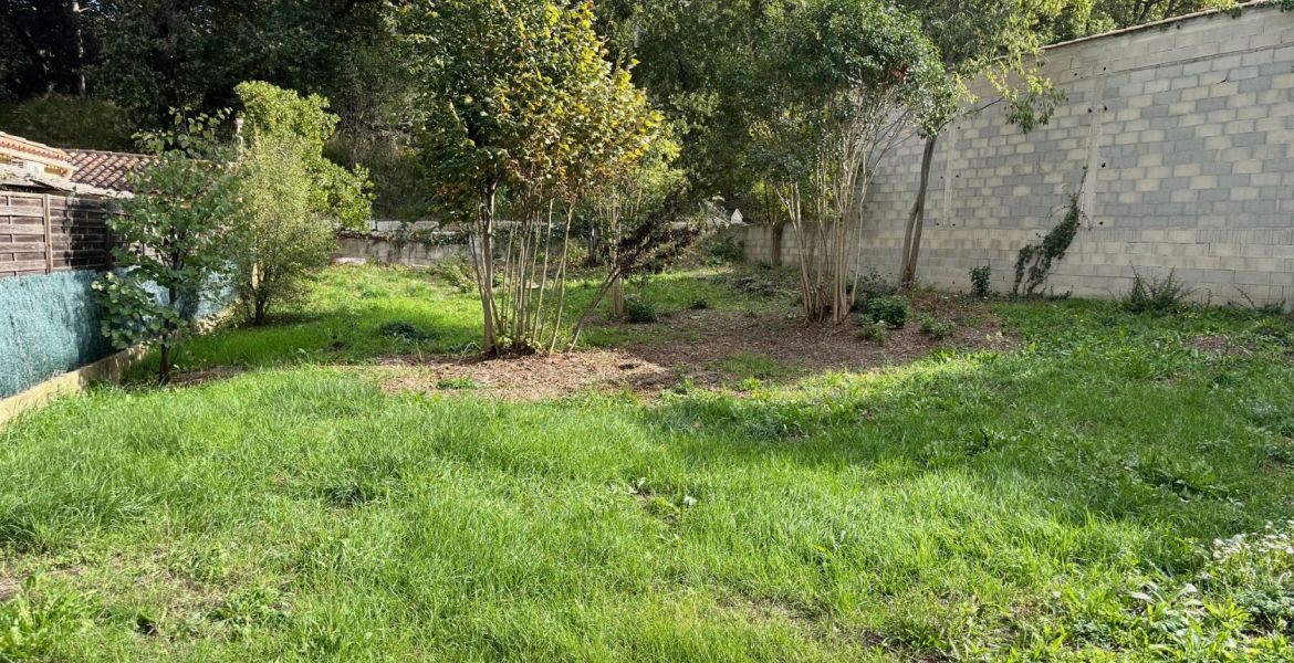 image Maison 95 m² avec terrain à AUBAGNE (13)