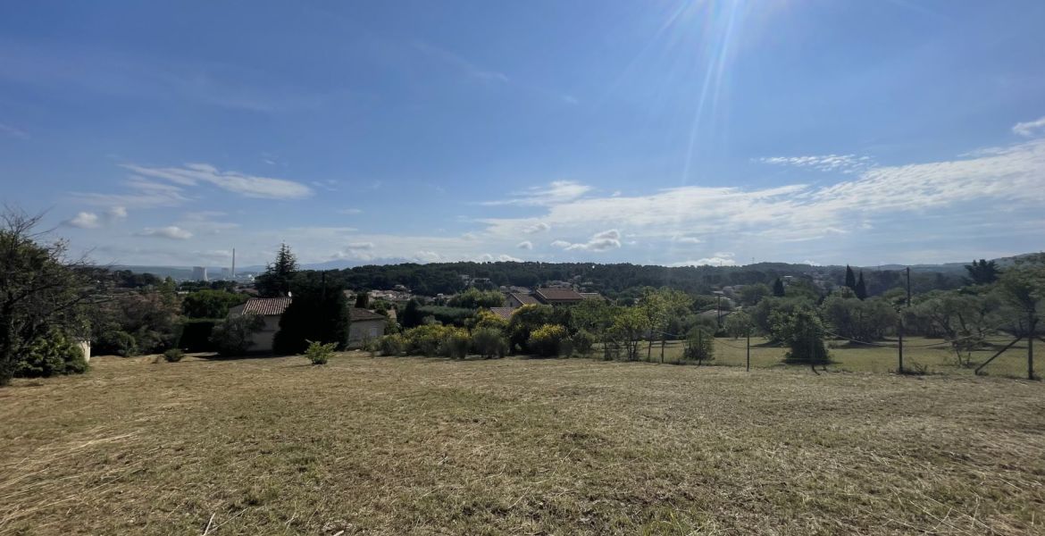 image Maison 95 m² avec terrain à GARDANNE (13)