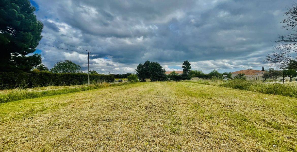 image Projet de plain pied 95 m² avec terrain à BERRE-L'ETANG (13)