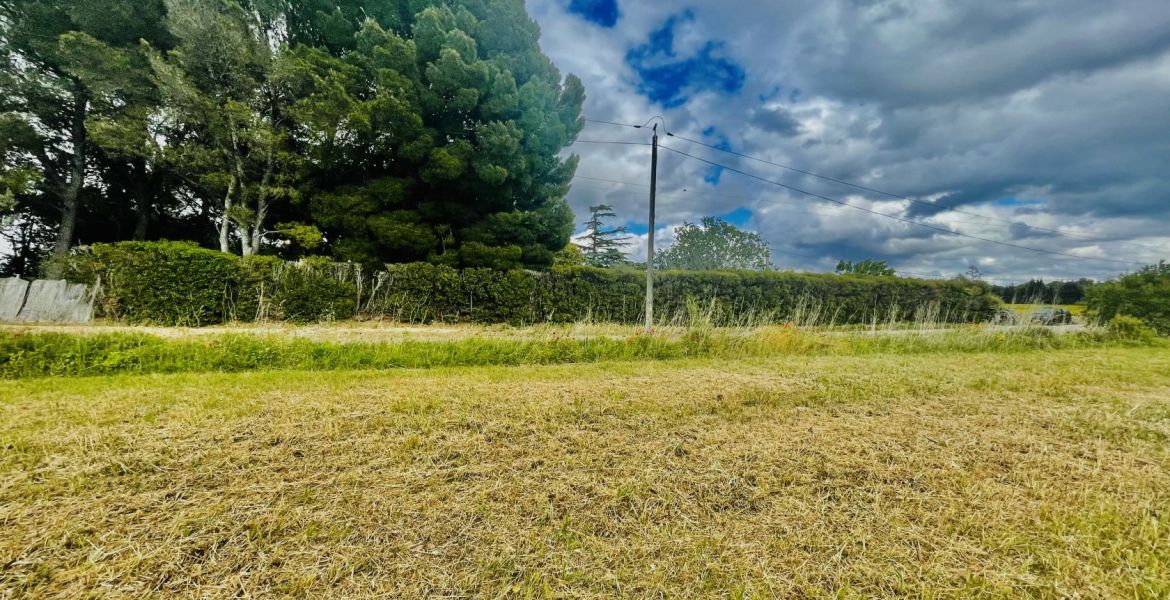 image Projet de plain pied 95 m² avec terrain à BERRE-L'ETANG (13)