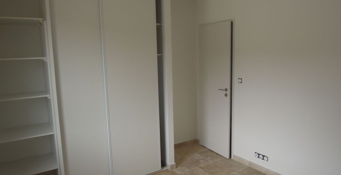 image Villa récente construite en 2020 climatisée 4 chambres 127m2 sur terrain 522m2 + garage isolé + terrasse