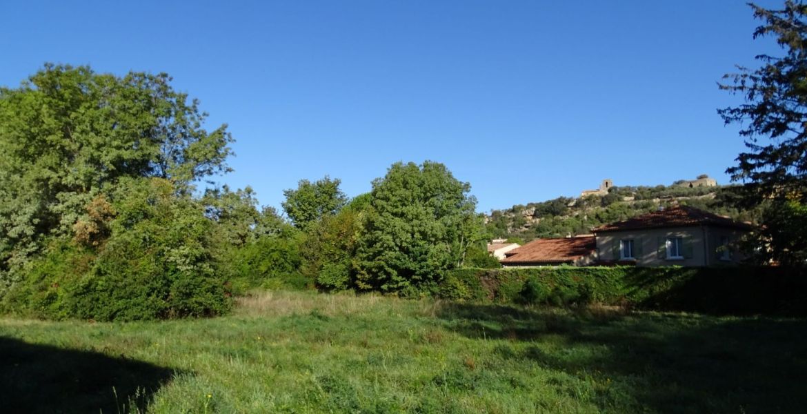 image Terrain à bâtir de 1386 m² à JOUQUES (13)