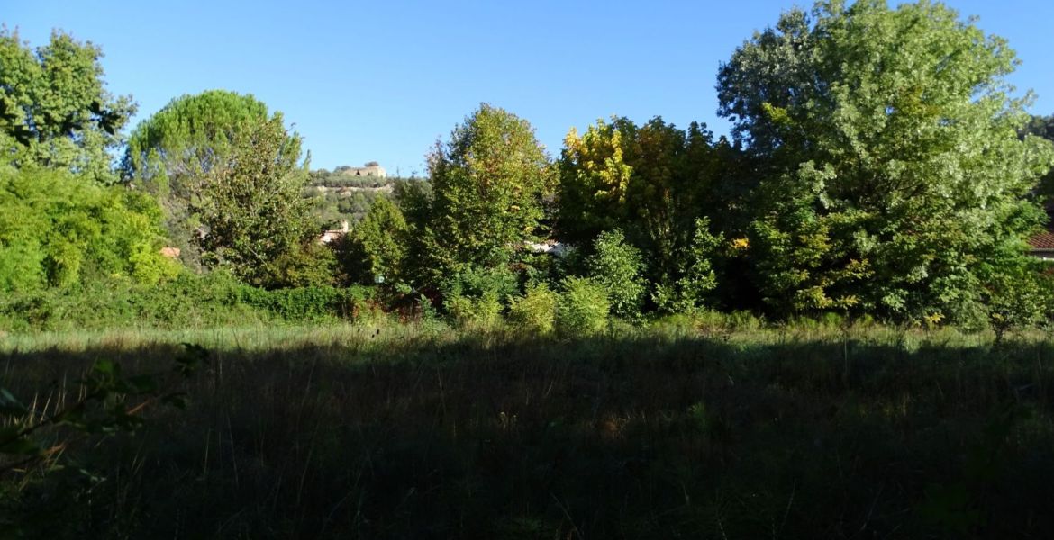 image Terrain à bâtir de 1386 m² à JOUQUES (13)