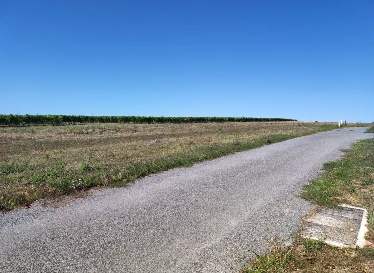 Image 1 Terrain à bâtir de 600 m² à DOMPIERRE-SUR-CHARENTE (17)