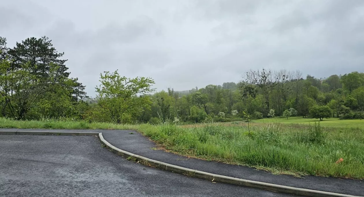 Image 2 Terrain à bâtir de 485 m² à GOND-PONTOUVRE (16)