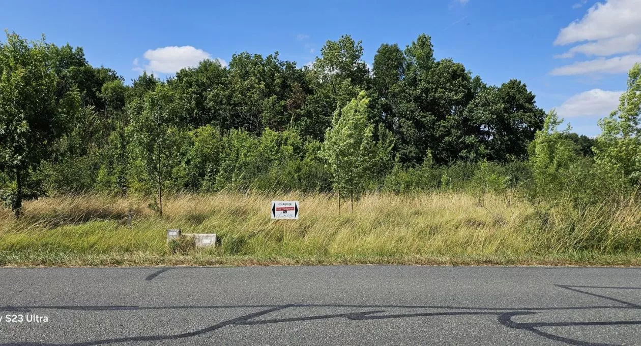 Image 1 Terrain à bâtir de 720 m² à SAINTE-SEVERE (16)