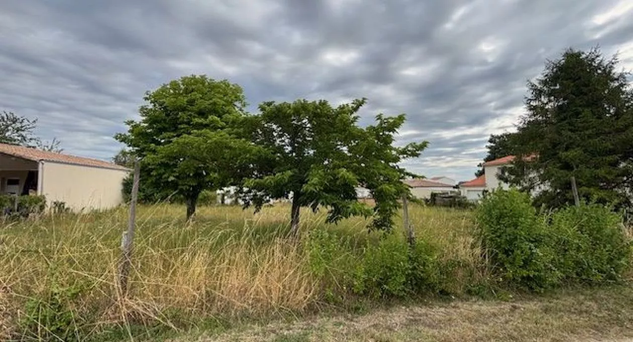 Image 3 Terrain à bâtir de 1040 m² à MESCHERS-SUR-GIRONDE (17)