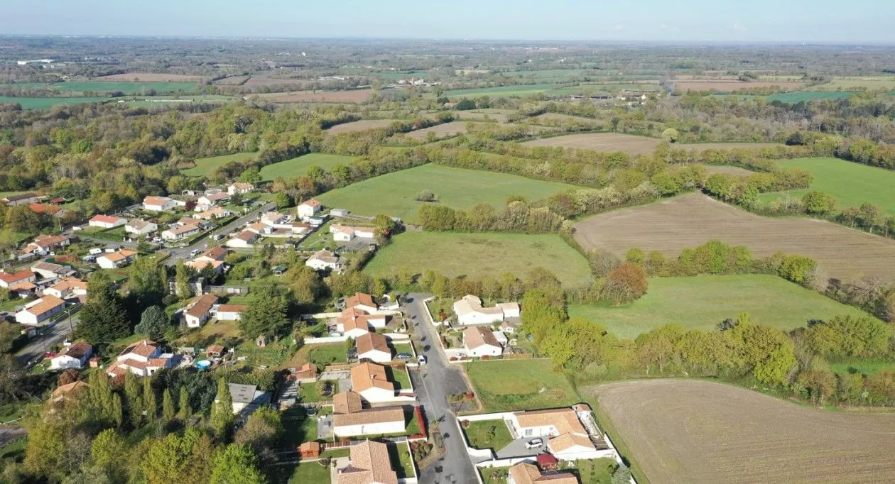 Image 7 Projet de construction d'une maison 90 m² avec terrain à APREMONT (85)