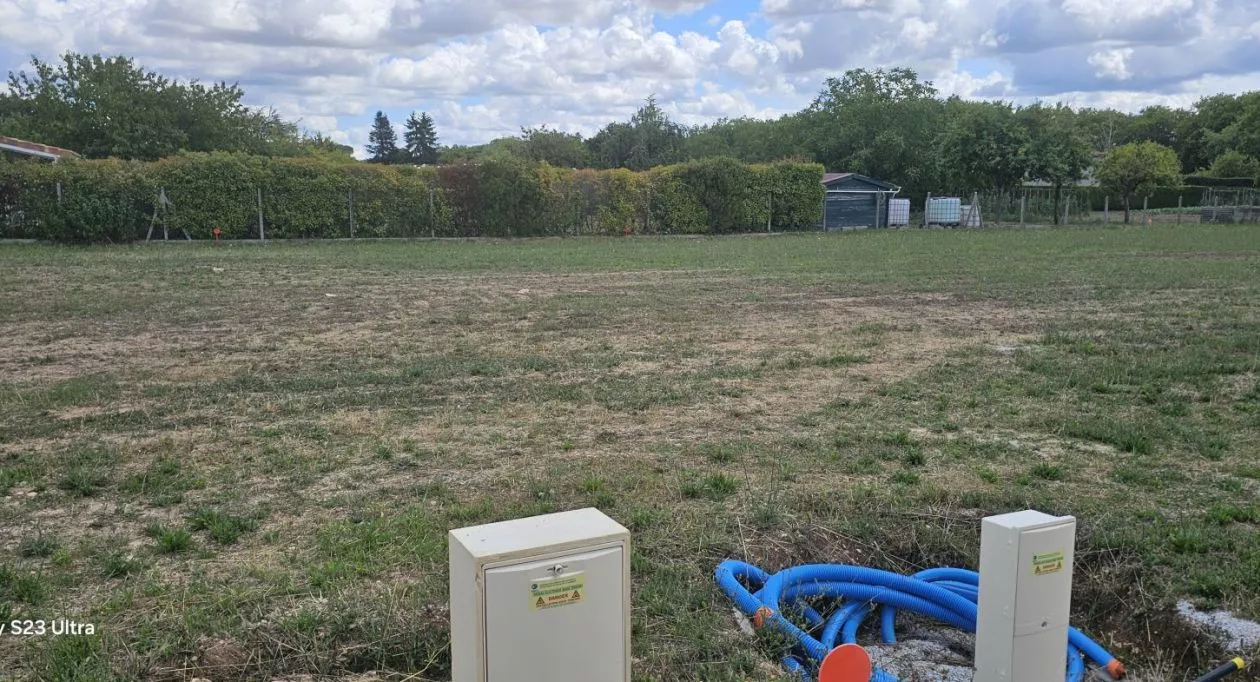 Image 3 Terrain à bâtir de 393 m² à VARS (16)