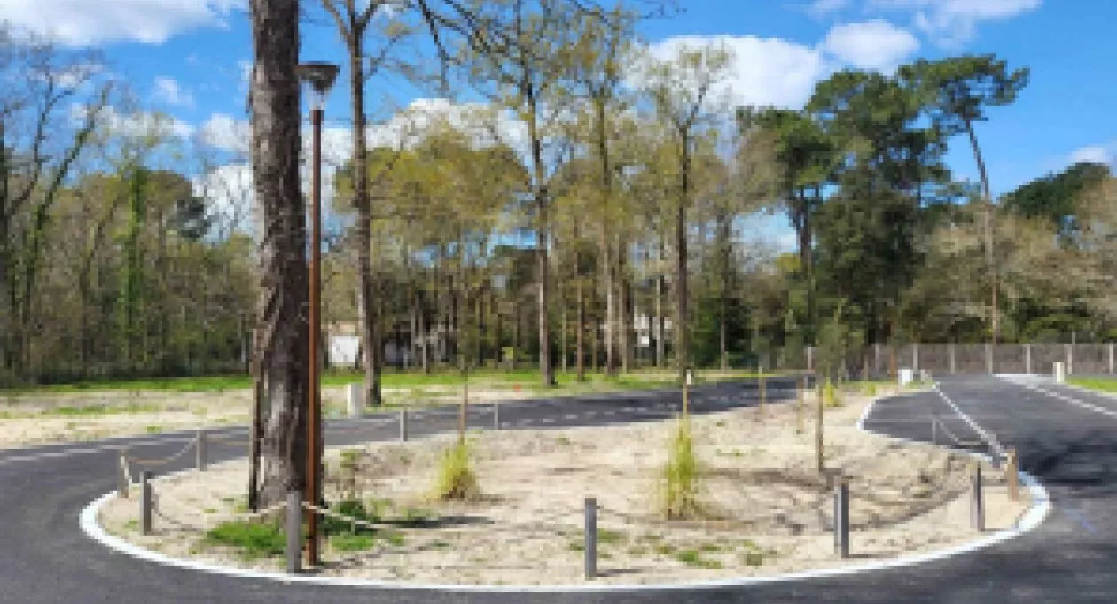 Image 1 Terrain à bâtir de 1004 m² à LA TREMBLADE (17)