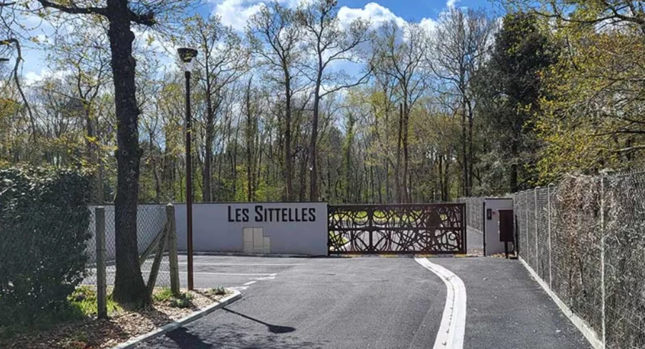 Image 2 Terrain à bâtir de 1004 m² à LA TREMBLADE (17)