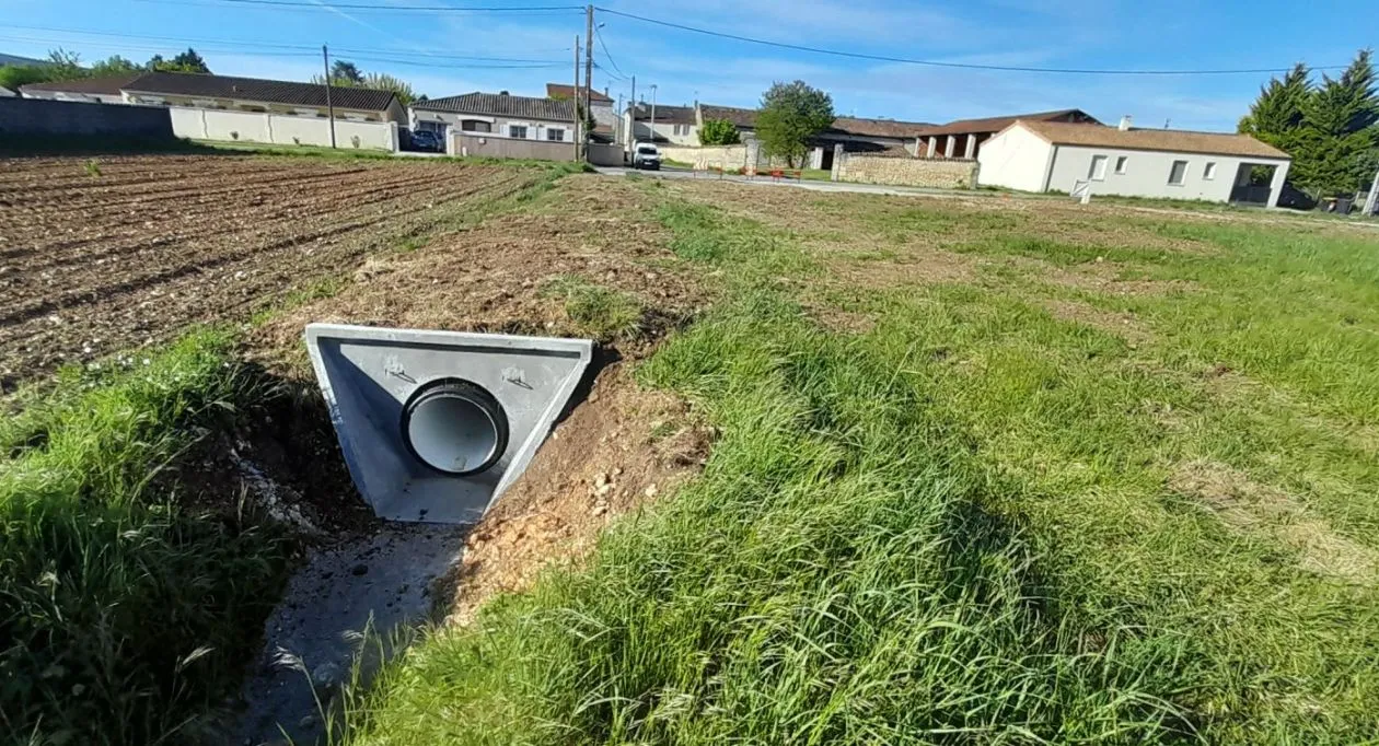 Image 5 Projet de construction d'une maison 108 m² avec terrain à ROULLET-SAINT-ESTEPHE (16)