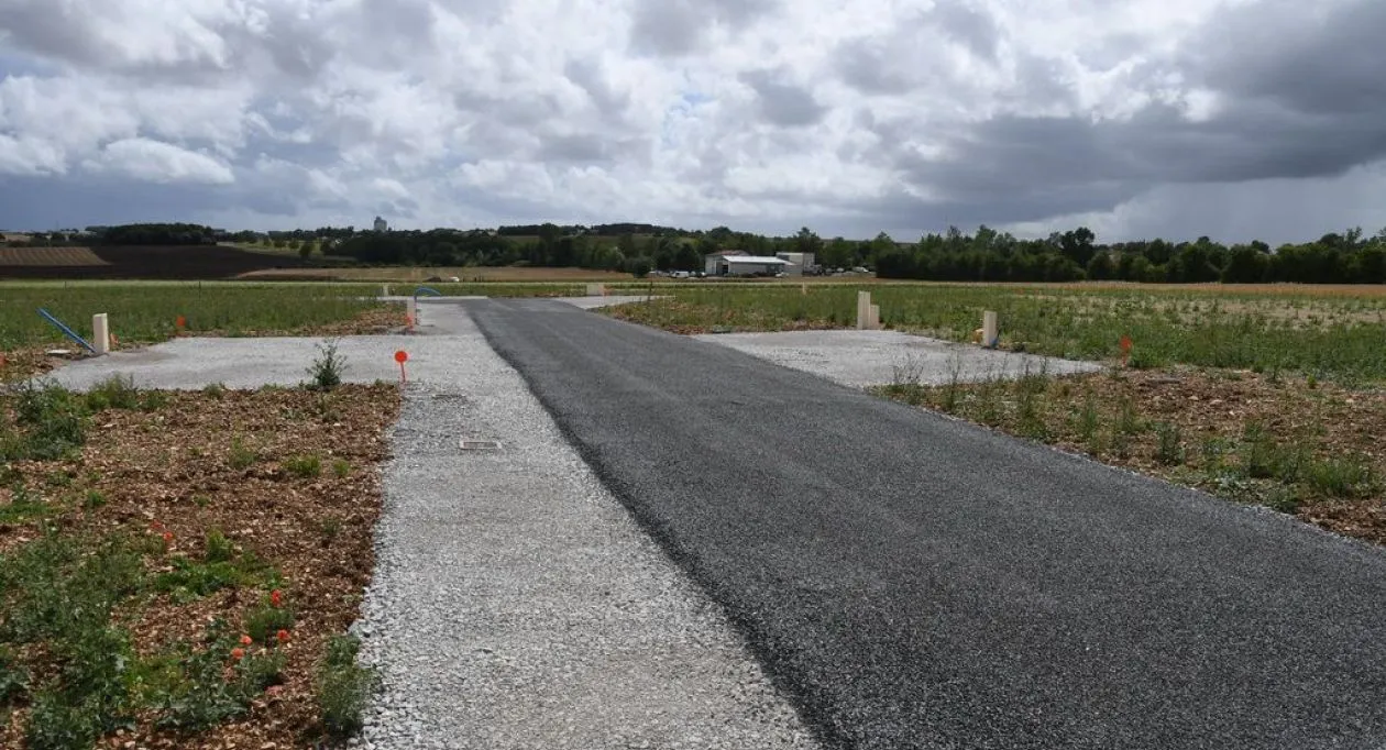 Image 4 Projet de construction d'une maison 82 m² avec terrain à TOURRIERS (16)