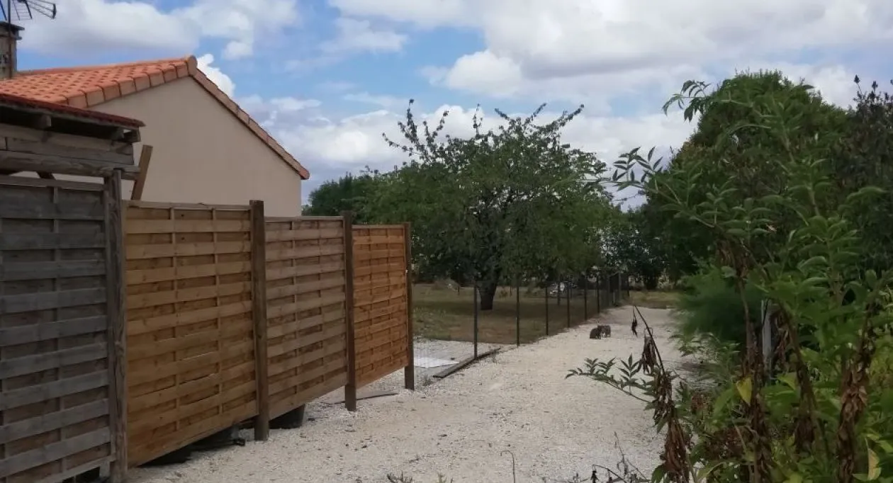 Image 8 Projet de construction d'une maison 97 m² avec terrain à ANAIS (16)