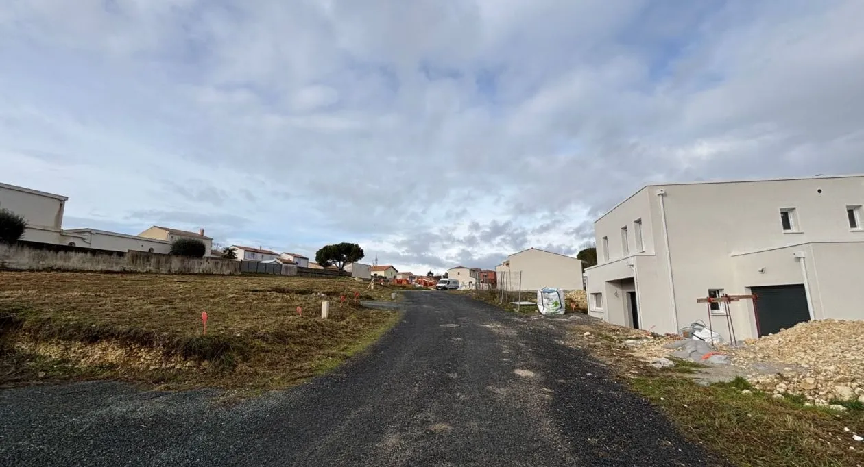 Image 3 Terrain à bâtir de 481 m² à VAUX-SUR-MER (17)