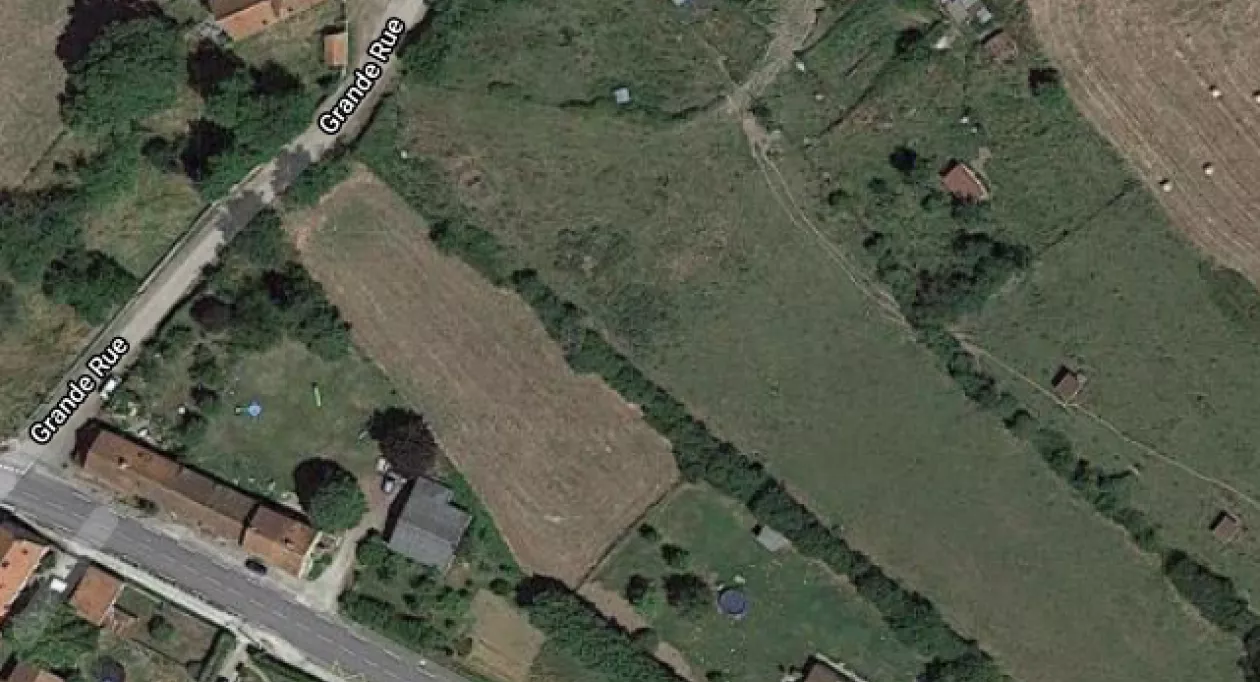 Image 1 Terrain à bâtir de 1447 m² à TORCY-ET-POULIGNY (21)