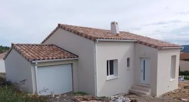 Villa T4 sur terrain de 375m2 m² à NISSAN-LEZ-ENSERUNE (34)
