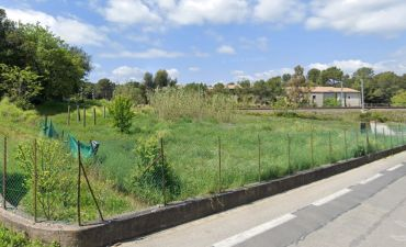 image Terrain à bâtir de 1463 m² à MOUGINS (06)