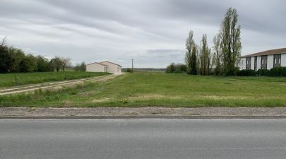 Photo du terrain n°54 de 508 m² à MONTILS