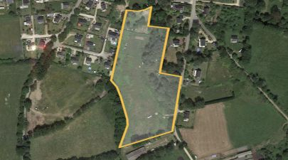 Photo du terrain n°100 de 458 m² à LOCOAL-MENDON