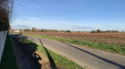 Terrain 321 m² à CORME-ROYAL