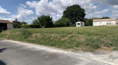 Photo du terrain n°9 de 500 m² à PREGUILLAC