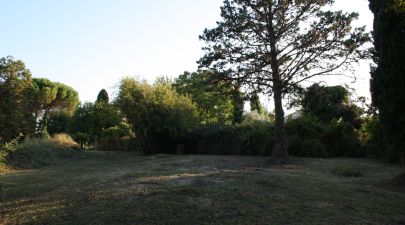 Photo du terrain n°0 de 750 m² à LES GONDS