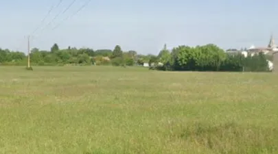 Terrain 879 m² à GEMOZAC