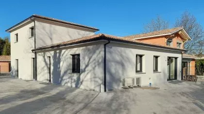 Construction à SAINT-JEAN-D'ILLAC