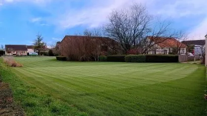 Terrain à bâtir de 921 m² à BOYNES (45)