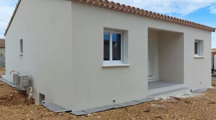 PRIX IMBATTABLE !!! Maison 62 m² avec terrain à LE PONTET (84)
