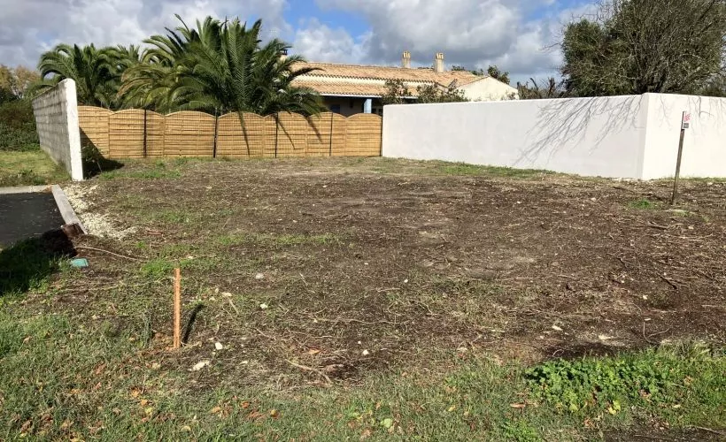 Image Terrain à bâtir de 273 m² à LE CHATEAU-D'OLERON (17)