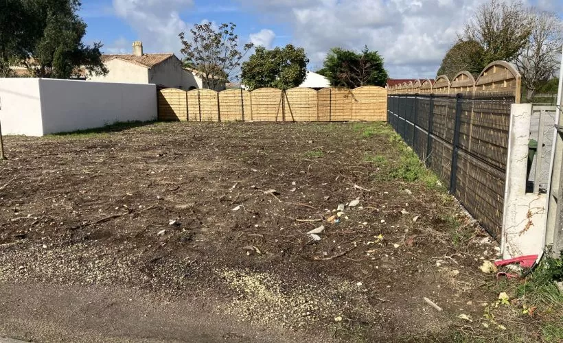 Image Terrain à bâtir de 327 m² à LE CHATEAU-D'OLERON (17)