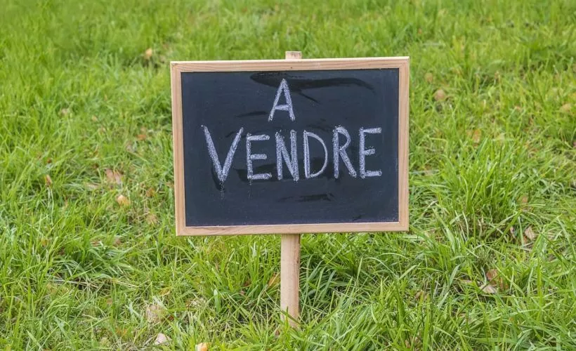 Image Terrain à bâtir de 308 m² à BOURGNEUF (17)