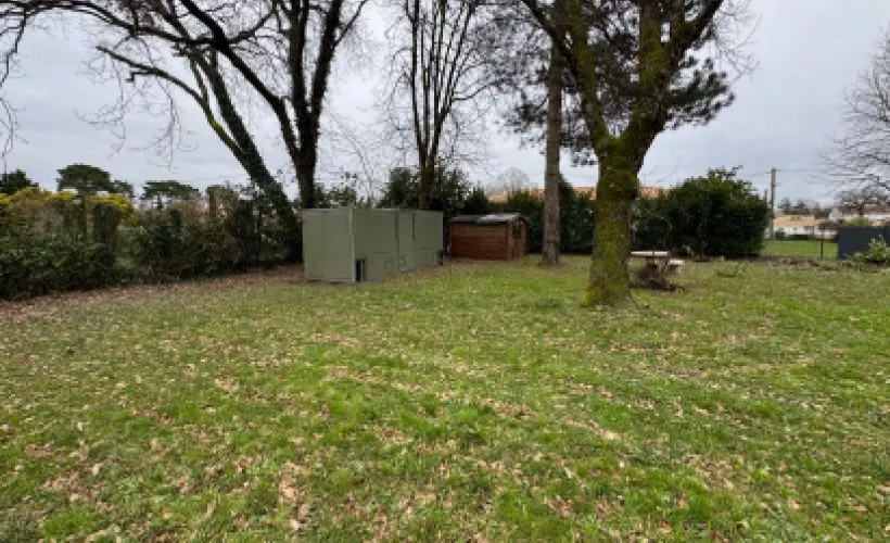 Image Terrain à bâtir de 558 m² à SAINT-PALAIS-SUR-MER (17)