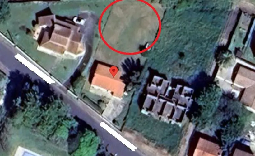 Image Terrain à bâtir de 637 m² à ROYAN (17)