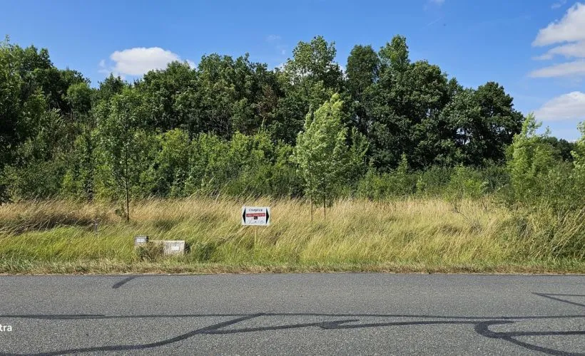 Image Terrain à bâtir de 380 m² à GOND-PONTOUVRE (16)