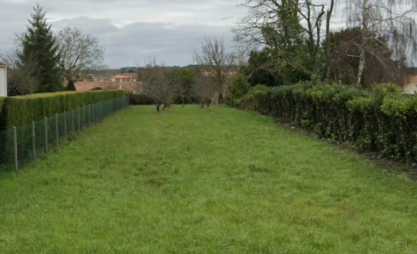 Image Terrain à bâtir de 1018 m² à SAINT-AUGUSTIN (17)