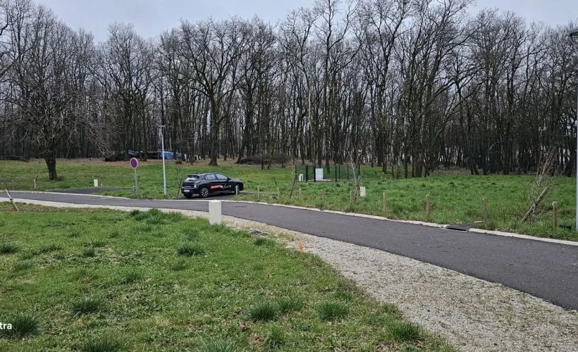 Image Terrain à bâtir de 525 m² à FLEAC (16)