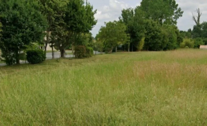 Image Terrain à bâtir de 533 m² à PISANY (17)