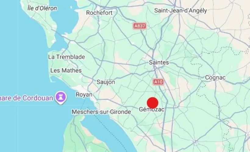 Image Terrain à bâtir de 396 m² à GEMOZAC (17)