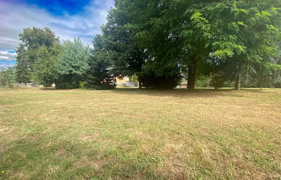 Image Terrain à bâtir de 720 m² à LE PELLERIN (44)